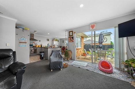 Photo of property in 168a Rathgar Road, Henderson, Auckland, 0610