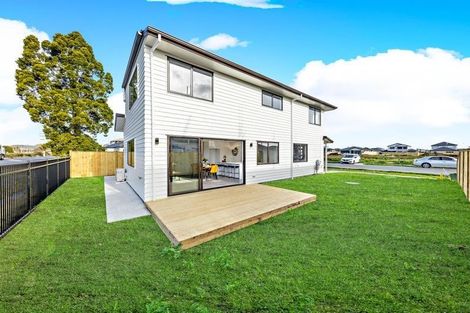 Photo of property in 33 Sapwood Crescent, Takanini, 2110