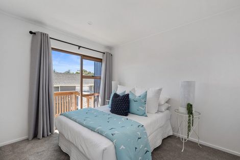 Photo of property in 68 Weatherly Road, Torbay, Auckland, 0630