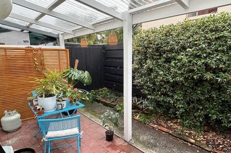 Photo of property in 3/23 Inverness Road, Browns Bay, Auckland, 0630
