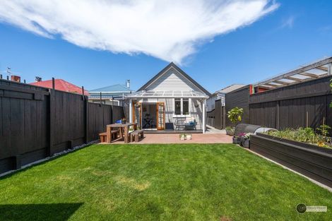 Photo of property in 19 Beach Street, Petone, Lower Hutt, 5012