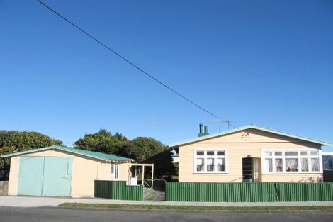 Photo of property in 3 Raukawa Street, Otaki, 5512