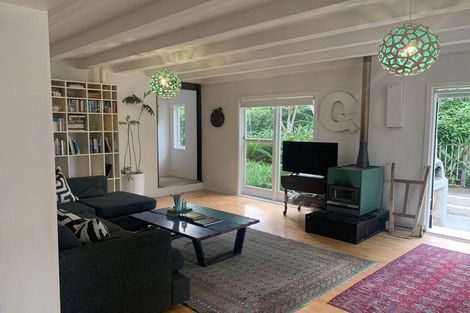 Photo of property in 327 Clifton Road, Te Awanga, 4102