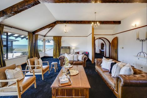 Photo of property in 74 Le Quesne Road, Bay View, Napier, 4104