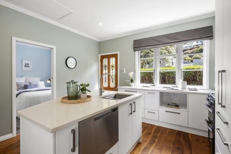 Photo of property in 73 Liardet Street, Vogeltown, Wellington, 6021