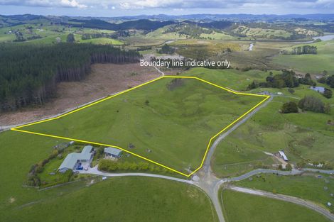 Photo of property in 127a Oruawharo Road, Topuni, Wellsford, 0975