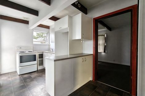 Photo of property in 1/24 Holbrook Street, Blockhouse Bay, Auckland, 0600