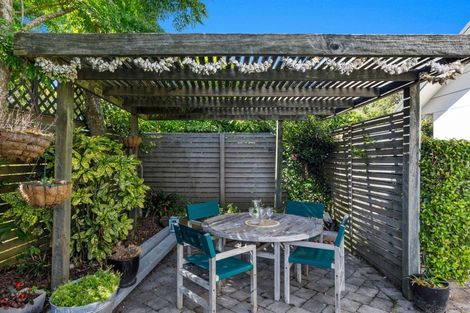 Photo of property in 1 Tirotiro Rise, Whakatane, 3120