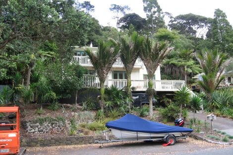 Photo of property in 45 Valley Road, Titirangi, Auckland, 0604