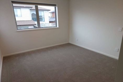 Photo of property in 19 Gunn Way, Hobsonville, Auckland, 0616