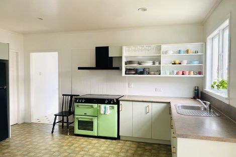 Photo of property in 184 Maunsell Road, Port Waikato, Tuakau, 2695