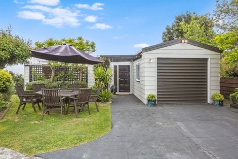 Photo of property in 75 Mercury Way, Whitby, Porirua, 5024