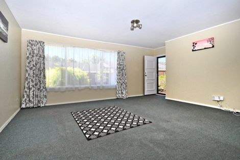 Photo of property in 3/69 Titirangi Road, New Lynn, Auckland, 0600