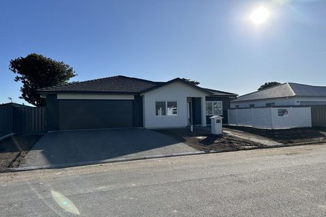 Photo of property in 15 George Yee Place, Taradale, Napier, 4112