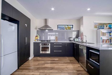 Photo of property in 21 Tara Crescent, Woodend, 7610