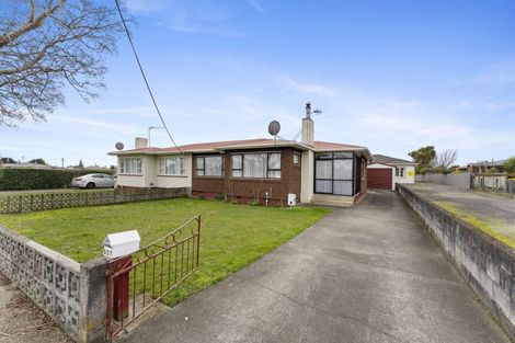 Photo of property in 607 Queen Street East, Levin, 5510