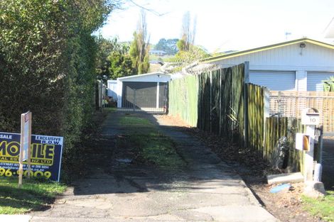 Photo of property in 10 Cargill Street, Papakura, 2110