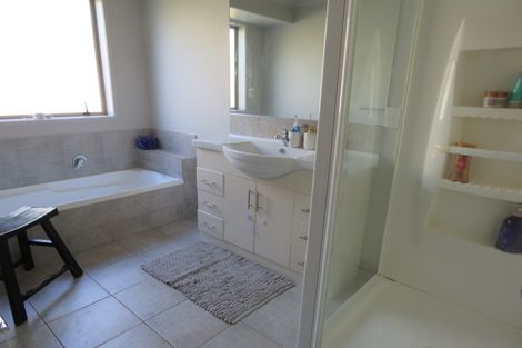 Photo of property in 34 Aranga Road, Kerikeri, 0230