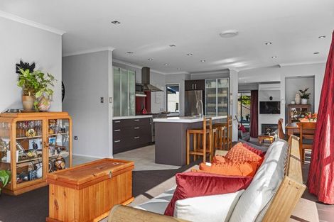 Photo of property in 27 The Fairway, Whakatane, 3120