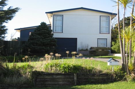 Photo of property in 3 Robson Street, Stokes Valley, Lower Hutt, 5019