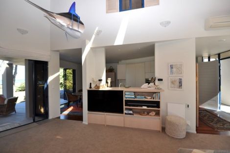 Photo of property in 8 Courtney Close, Pauanui, Hikuai, 3579