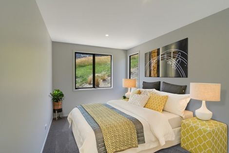 Photo of property in 16 Kinross Lane, Jacks Point, Queenstown, 9371