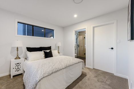 Photo of property in 17 Manawanui Way, Orewa, 0931