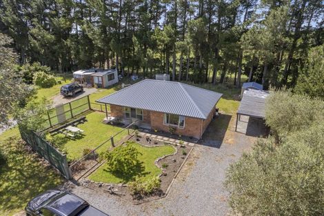 Photo of property in 1147 Tram Road, Swannanoa, Rangiora, 7476