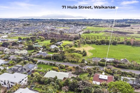 Photo of property in 71 Huia Street, Waikanae, 5036