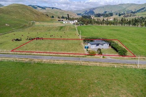 Photo of property in 667 Waitahora Valley Road, Waitahora, Dannevirke, 4971