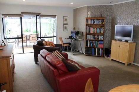 Photo of property in 61a Howe Street, Howick, Auckland, 2014