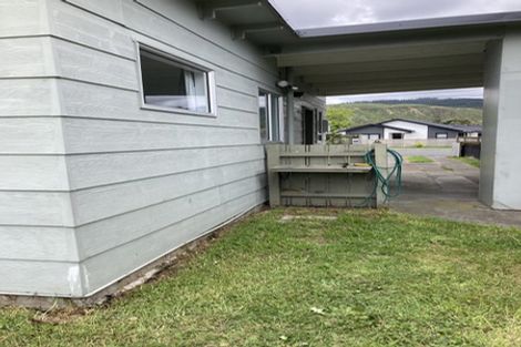 Photo of property in 81 Arawhata Road, Paraparaumu, 5032