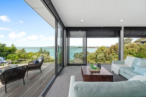 Photo of property in 11a Duncansby Road, Stanmore Bay, Whangaparaoa, 0932