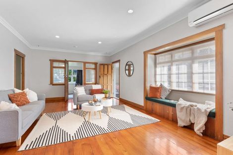 Photo of property in 1 Kent Road, Regent, Whangarei, 0112