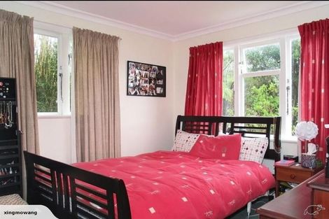 Photo of property in 55 Handyside Street, Tawa, Wellington, 5028