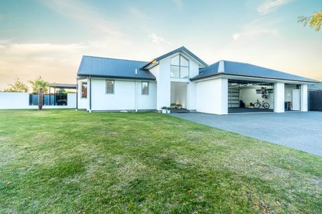 Photo of property in 1 Rossington Drive, West Melton, 7618