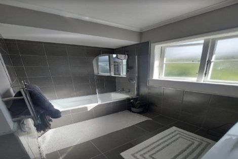 Photo of property in 16 York Street, Feilding, 4702