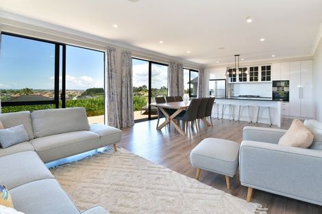 Photo of property in 1191 Whangaparaoa Road, Gulf Harbour, Whangaparaoa, 0930