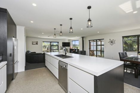 Photo of property in 1024 Mountain Road, Waiongana, Inglewood, 4389