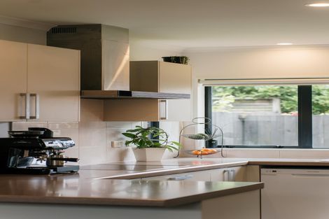 Photo of property in 17a Callis Avenue, Opaheke, Papakura, 2113