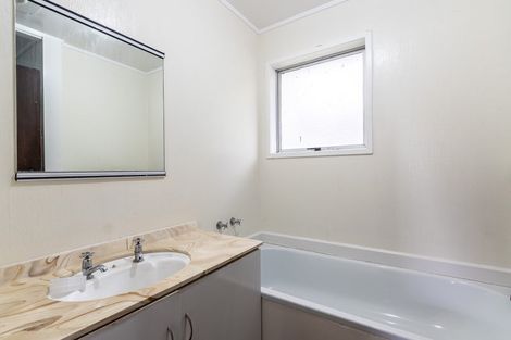 Photo of property in 8 Norfolk Place, Pukete, Hamilton, 3200