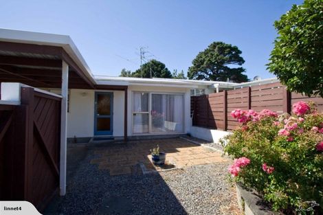 Photo of property in 19a Caesars Place, Churton Park, Wellington, 6037