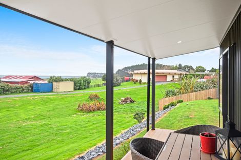 Photo of property in 2630 Awhitu Road, Awhitu, Waiuku, 2684