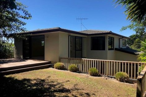 Photo of property in 90a Braemar Road, Castor Bay, Auckland, 0620