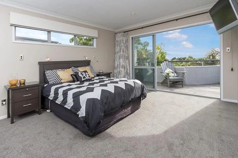 Photo of property in 12 Haseler Crescent, Howick, Auckland, 2014