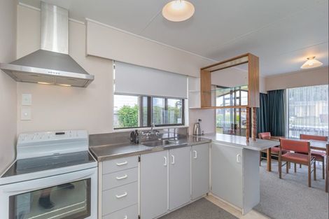 Photo of property in 104 Ryder Crescent, Levin, 5510