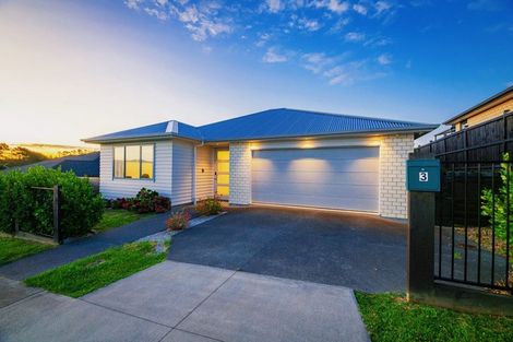 Photo of property in 3 Tararua Street, Massey, Auckland, 0614