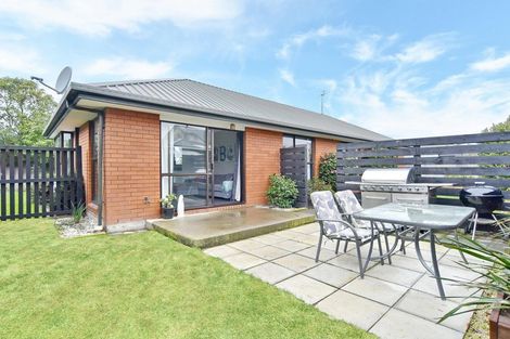 Photo of property in 1c Sylvia Street, Parklands, Christchurch, 8083