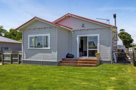 Photo of property in 12 Collins Street, Hawera, 4610