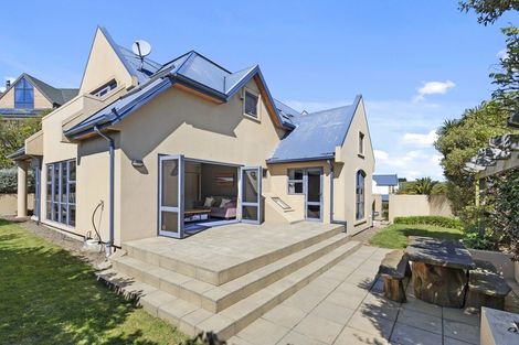 Photo of property in 1/105 Penruddock Rise, Westmorland, Christchurch, 8025